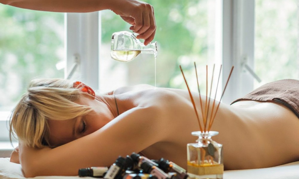 Oil massage in Abu Dhabi Oil massage in Abu Dhabi